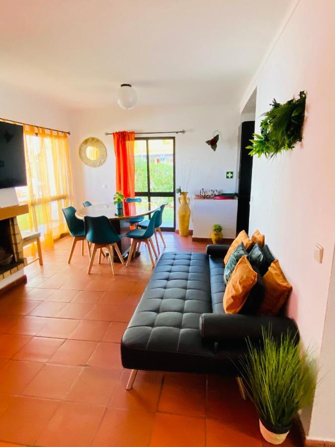 Vila Summer House, Only 2 Minutes To The Beach In Vilamoura! Exteriér fotografie